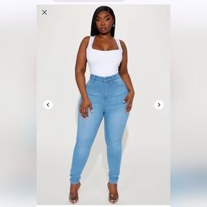 Fashion Nova Can't Deny You Sculpting Skinny Jeans - Light Wash Size 14 (NWT)